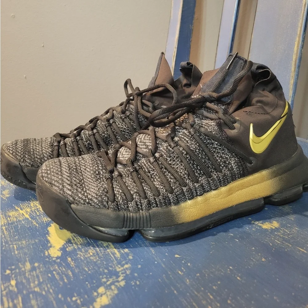 Nike Zoom KD9 Elite Flip The Switch Black And Gold Basketball Mens Size 8.5